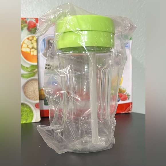 NUK Smoothie and Baby Food Maker Blender Set Oster Sippy Cup Cookbook Kitchen - Picture 6 of 15